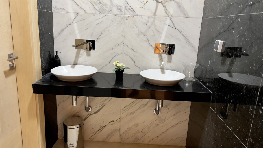 Bathroom 3, Villa amlou, Rabat