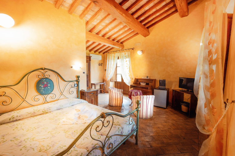 Bedroom 3, Tuscan Relais Il Serraglio, Siena