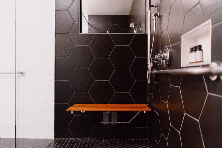 Bathroom 4, Villa Royale, Riverside