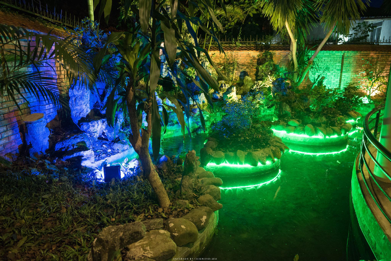 Spring Garden Villa/Narcissus room/ Balcony- 5, Huế