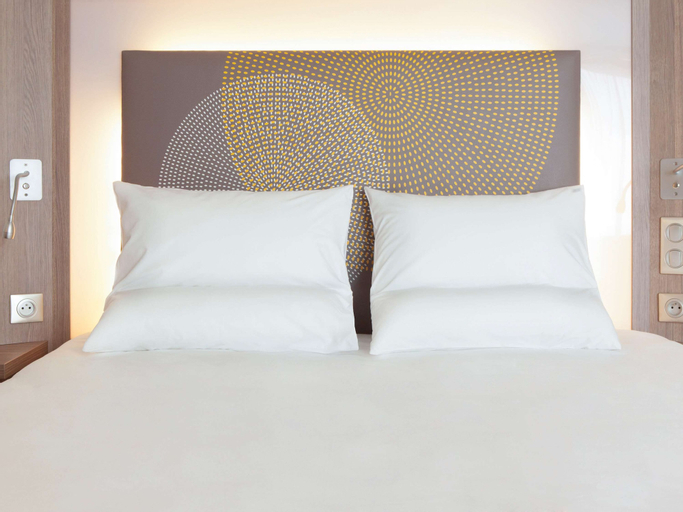 Bedroom 19