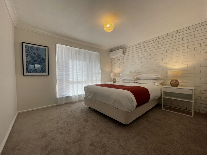 Bedroom 3, Vestey Apartments, Wagga Wagga - Pt A