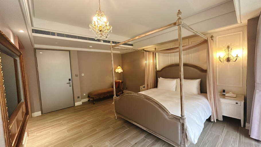 Bedroom 3, Grasse Grace Manor, Miaoli