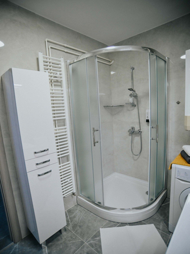 Bathroom 2, Apartment Pallaton, Našice