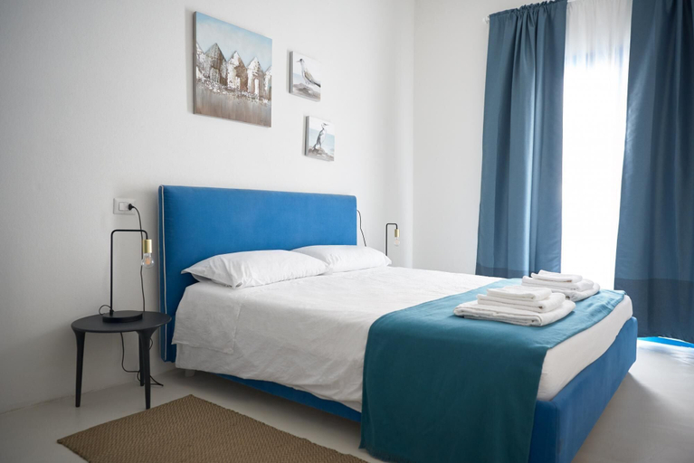 Room 5, Cala Moresca in Golfo Aranci, Olbia-Tempio