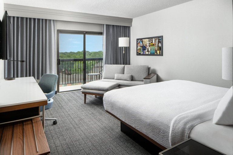 Bedroom 3, Courtyard by Marriott New Orleans Metairie, Jefferson