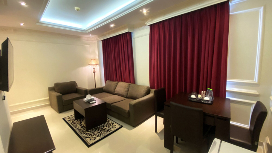 Others 5, Majestic Hotel, Doha