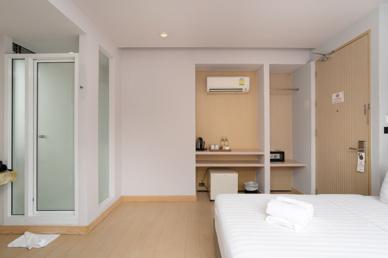 Bedroom 13