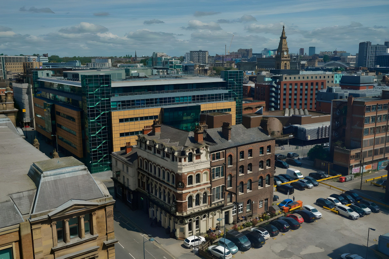 Others 5, 2 Bedroom Central Apartment, Sefton