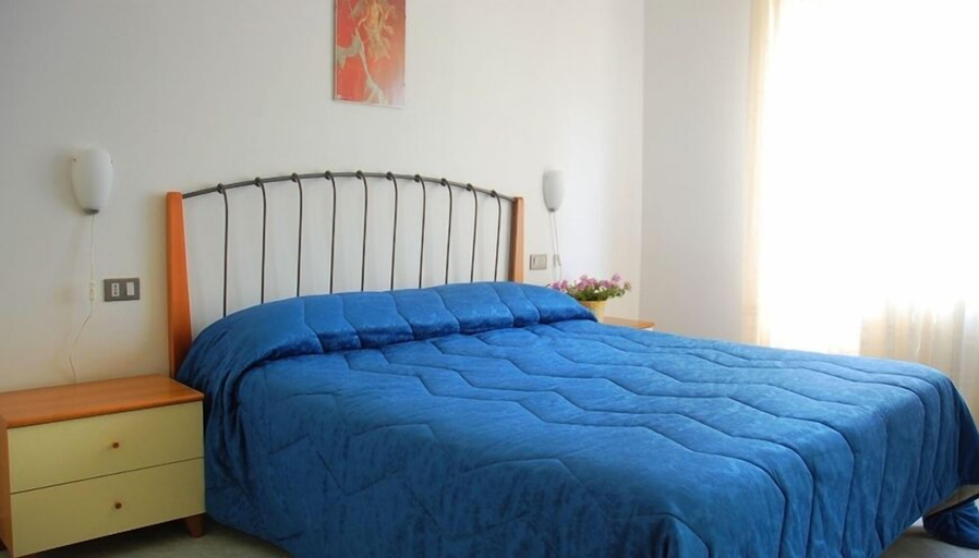 Others 5, Residence Belvedere, Salerno