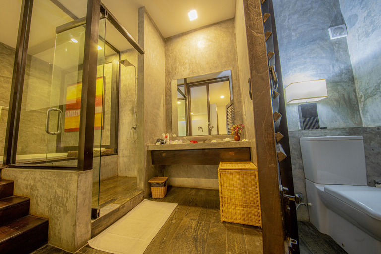 Bathroom 5, Temple Tree Resort & Spa, Bentota