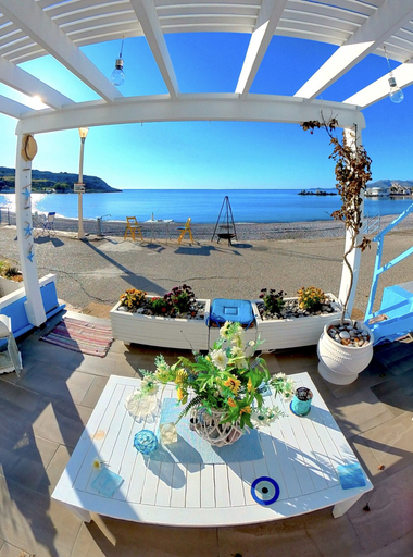 Outdoor dining, Beach Studio - Sleeps 2 & Private Ocean Terrace, South Aegean