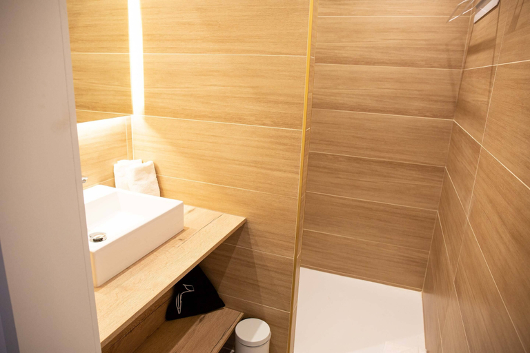 Bathroom 3, Résidence du Lido, Pyrénées-Orientales