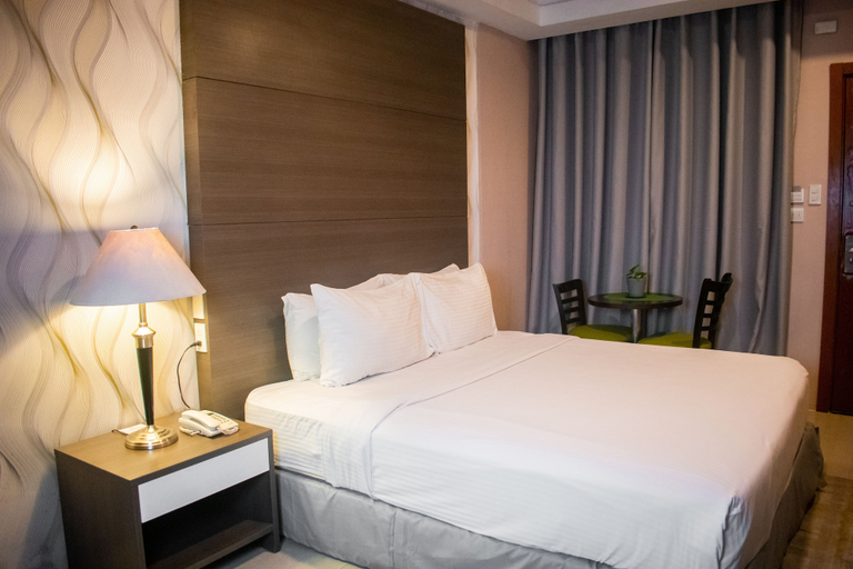 Bedroom 3, 88 Courtyard Hotel, Pasay City