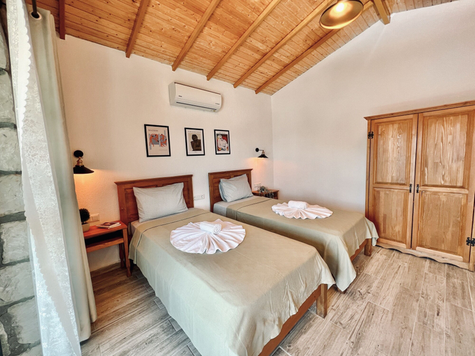 Bedroom 3, Kaskoy Hotel, Kaş