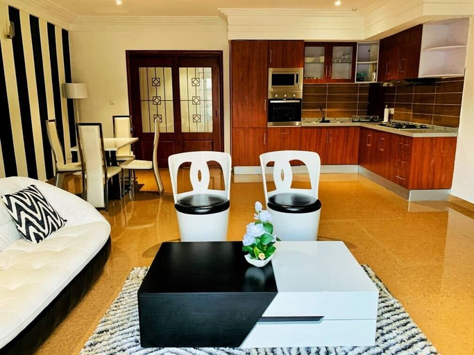 Others 4, RESIDENCE ABBAS, Mfoundi