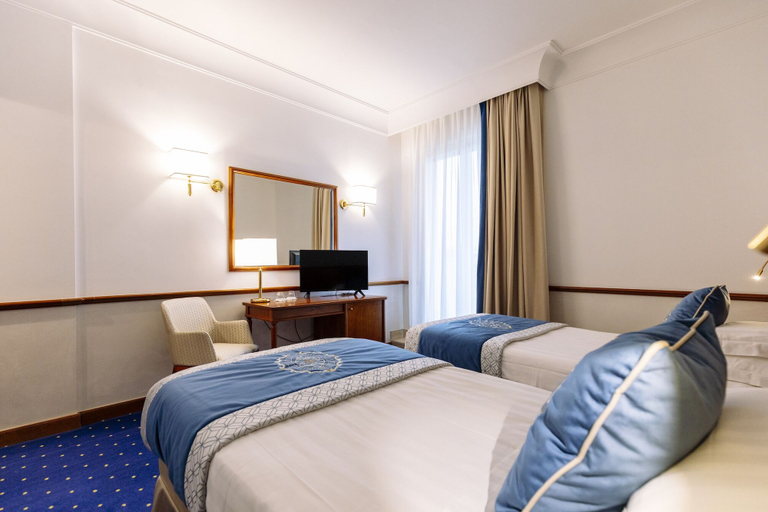 Bedroom 3, Grand Hotel Terme & Spa, Padua