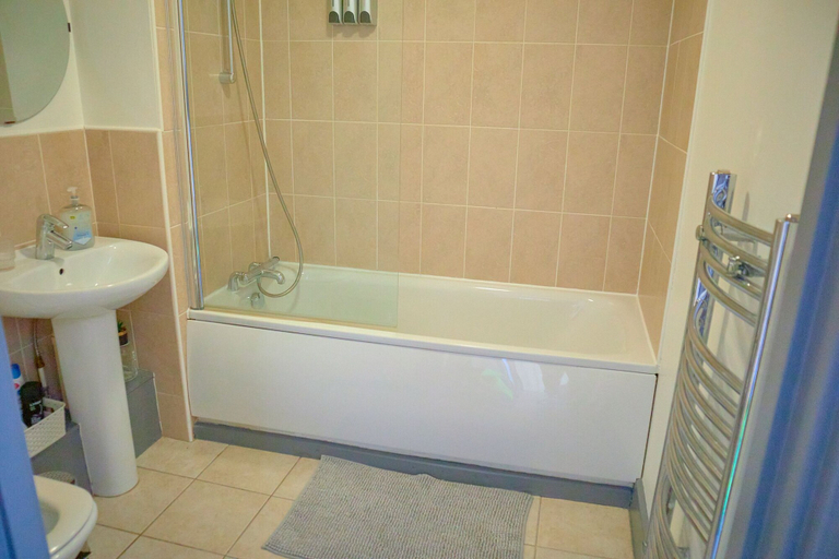 Bathroom 3, Birmingham City Centre Apartment, Birmingham