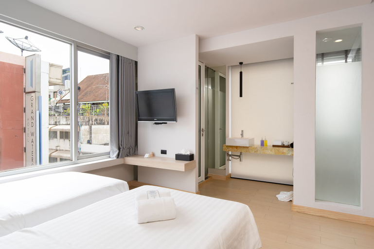 Bedroom 8