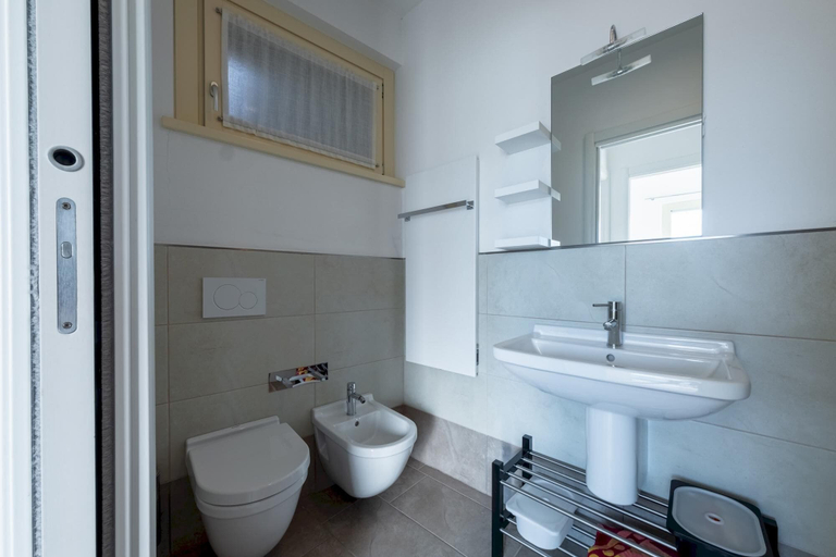 Others 4, Dali in Spiglia With 2 Bedrooms and 1 Bathrooms, Bergamo