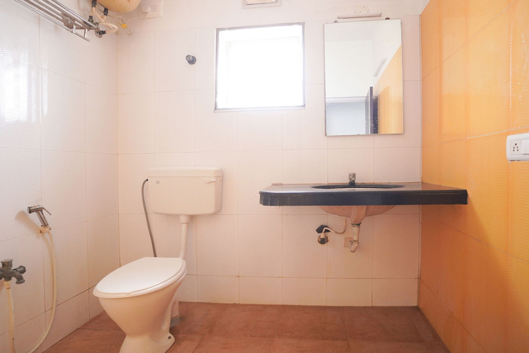 Bathroom, FabExpress Nimalan Residency, Kancheepuram