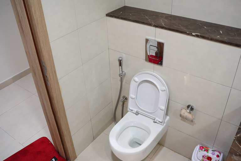Bathroom 2, Mirdif Hills, Dubai