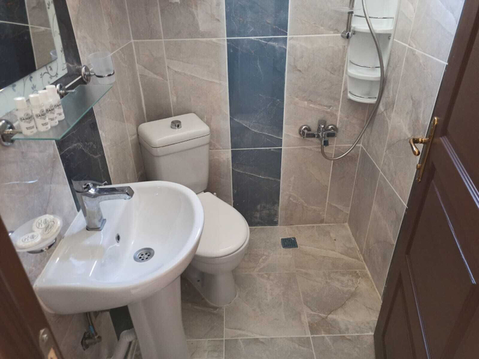 Bathroom 4, Danzot Tatil Köyü, Ardanuç