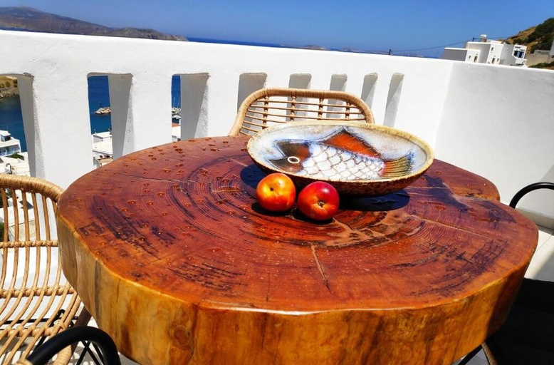 Food & Drinks, Gerani Deluxe Houses with Sea View, South Aegean