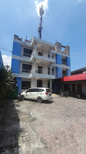 OYO 93039 K Residence, Medan