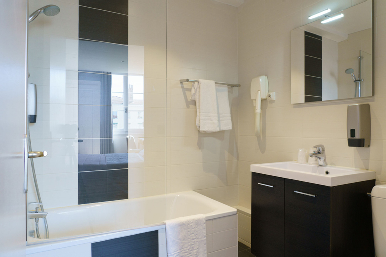 Bathroom 5