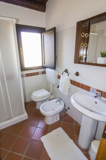 Bathroom 4, Agriturismo Tarantola, Trapani