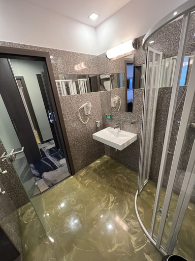 Bathroom 5, Scapino Hotel, Constanta