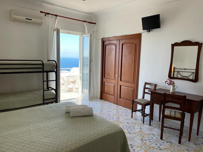 Others 5, Hotel Residence Parco Mare Monte, Napoli
