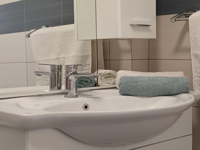 Bathroom 4, Holiday Home Gabi, Bilice