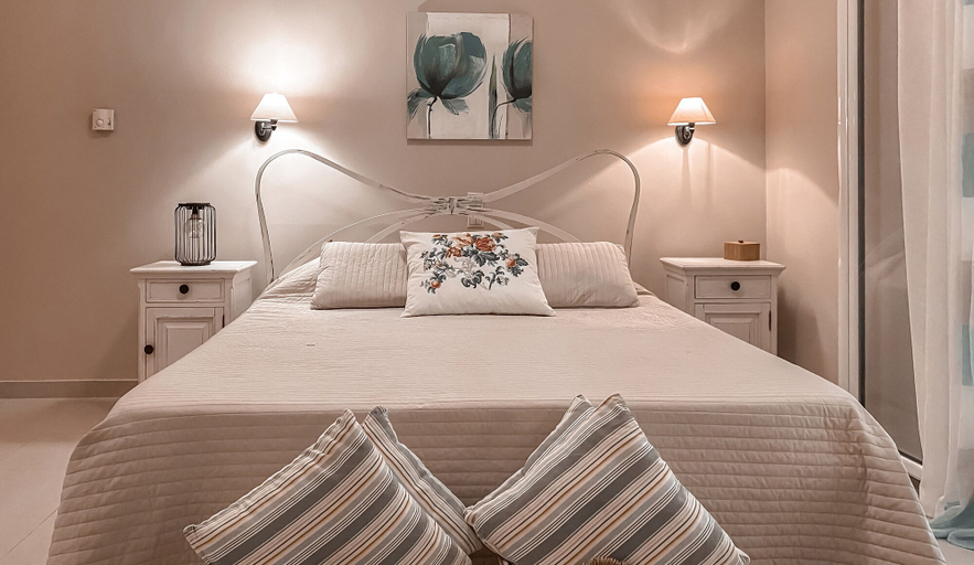 Bedroom 4, Kaloudis Apartments & Studios, Ionian Islands