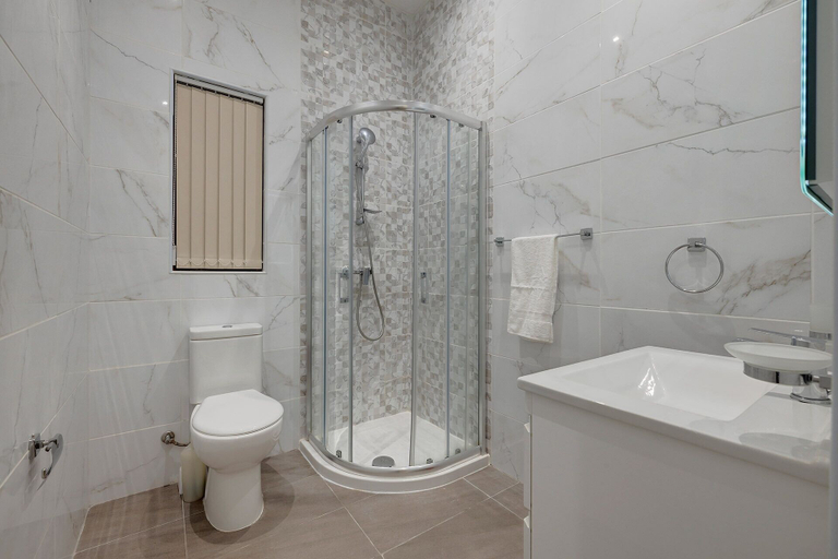 Bathroom, Modern Apartment in the Best Area of Sliema