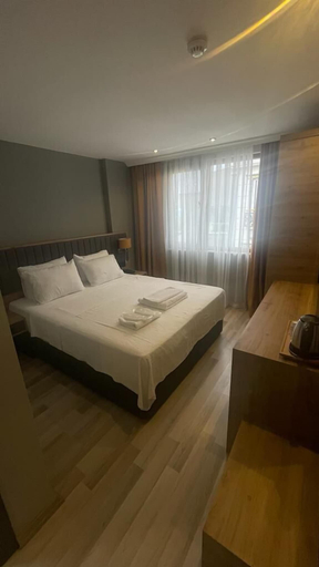 Bedroom 3, Çamlıca Hotel, Yomra
