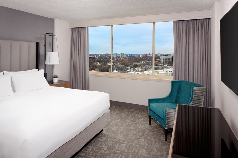Bedroom 3, Hyatt Regency Boston/Cambridge, Middlesex