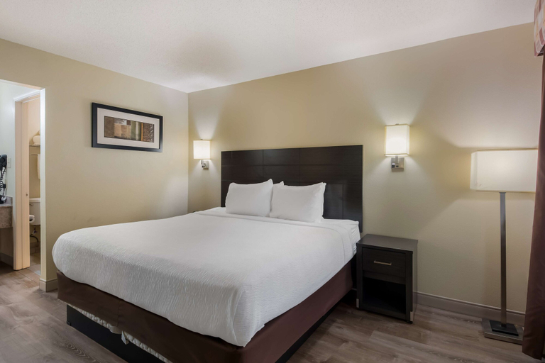 Bedroom 3, Surestay Plus By Best Western Jackson, Madison