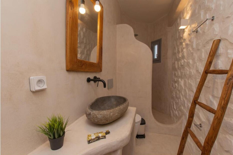 Bathroom, Naxos Plaka villa, South Aegean