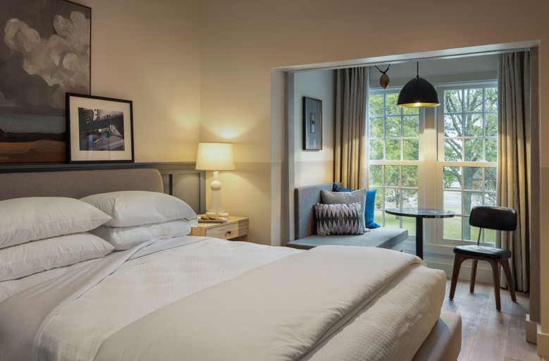 Bedroom 3, The Louis Hotel, Mississippi