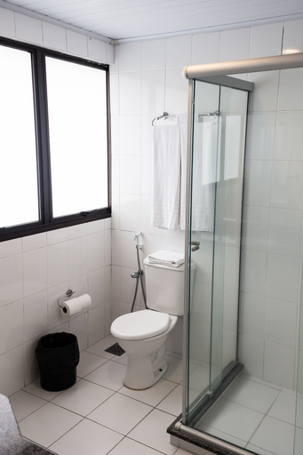Bathroom 4, Master Express Moinhos de Vento, Porto Alegre