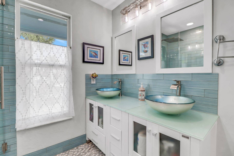 Bathroom 4, 16501 Arbor Ridge Dr, Lee