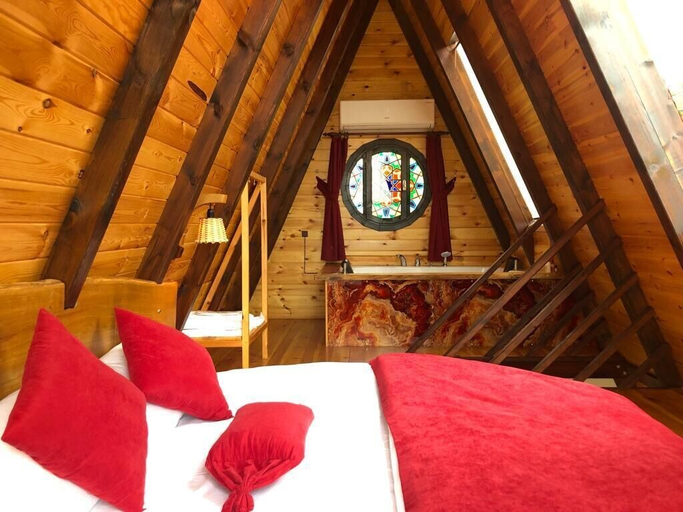 Bedroom 4, Mcora Tatil Koyu, Pazar