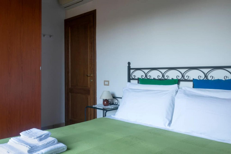 Room 5, Welcomely - S Olia-l Olivo, Ogliastra
