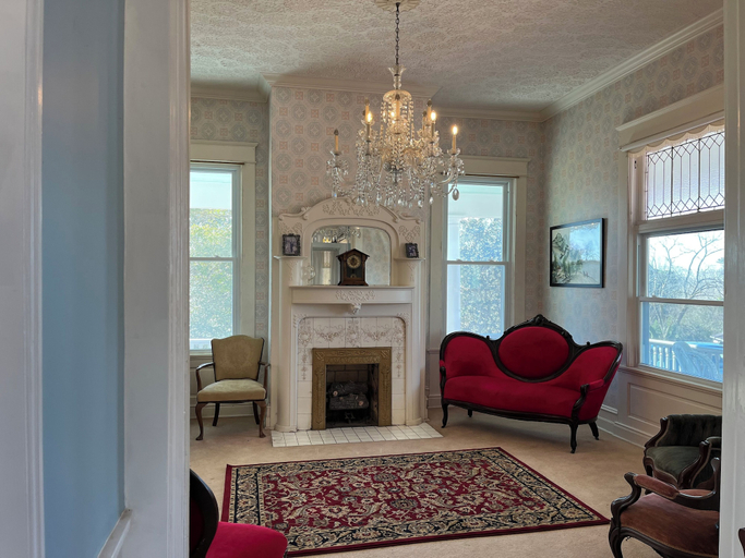 Others 4, Enloe House, Randolph
