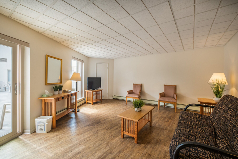 Others 5, Tahiti Inn, Cape May