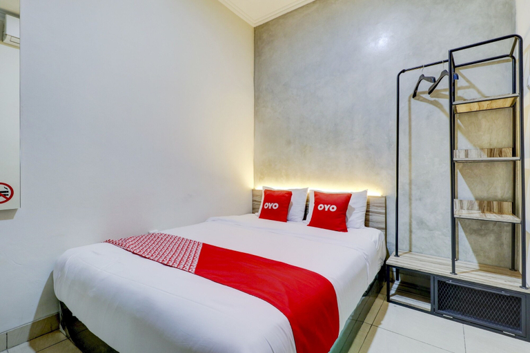 Bedroom 3, OYO 90215 Ada Residence, Karawang