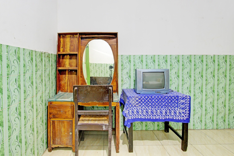 Bedroom 3, OYO 92333 Bayanan Indah Guest House, Sragen