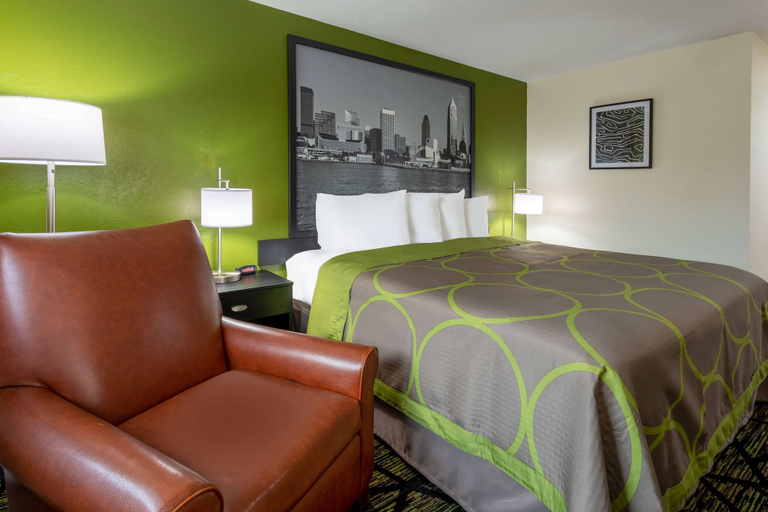 Bedroom 3, Super 8 by Wyndham Wooster, Wayne